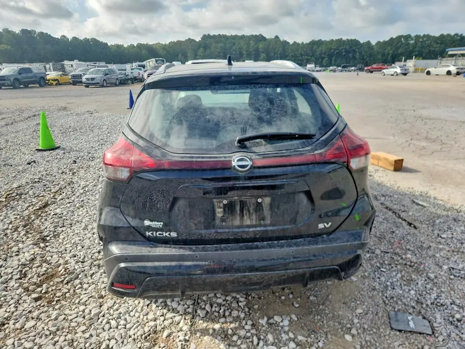 2023 NISSAN KICKS SV  