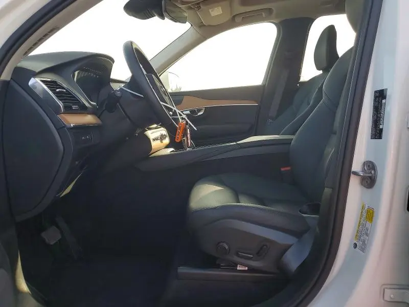 2024 VOLVO XC90 T8 RECHARGE  