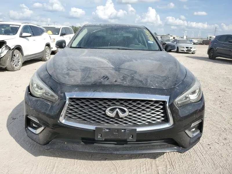 2019 INFINITI Q50 LUXE  