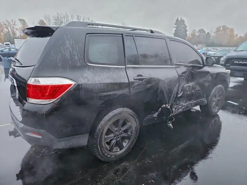 2011 TOYOTA HIGHLANDER BASE  