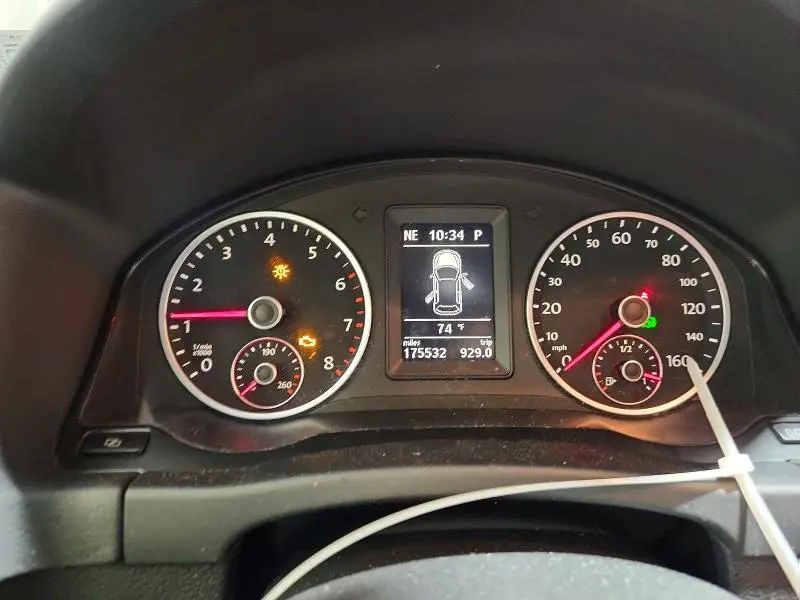 2011 VOLKSWAGEN TIGUAN S/SE/SEL  