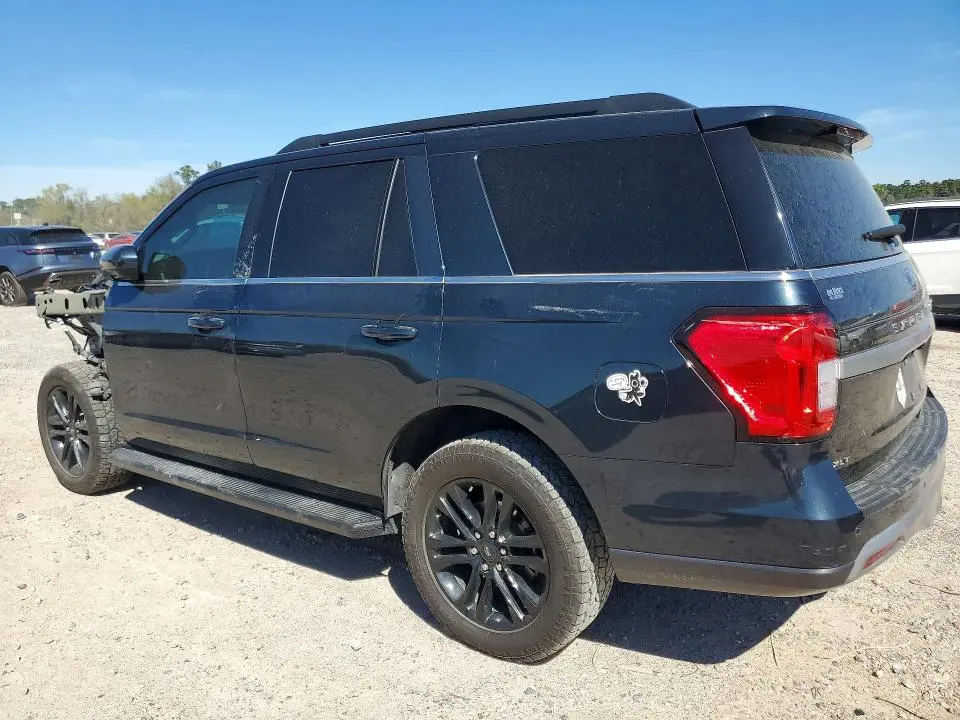 2024 FORD EXPEDITION XLT  