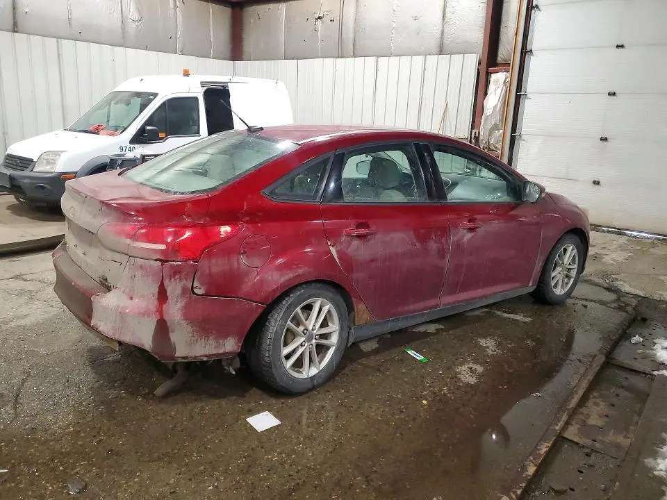 2015 FORD FOCUS SE  