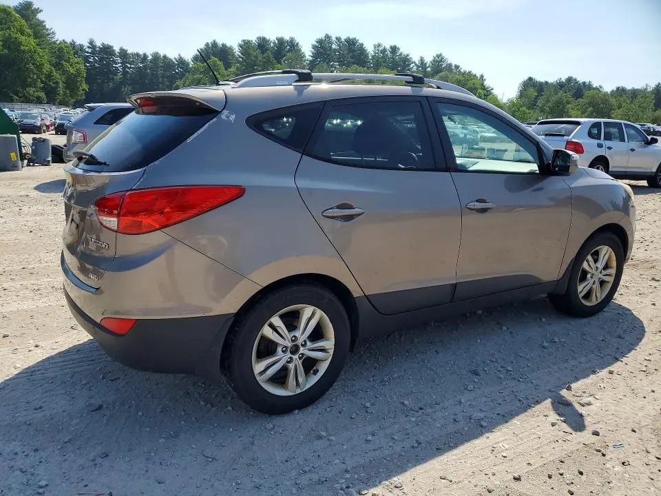 2013 HYUNDAI TUCSON GLS  