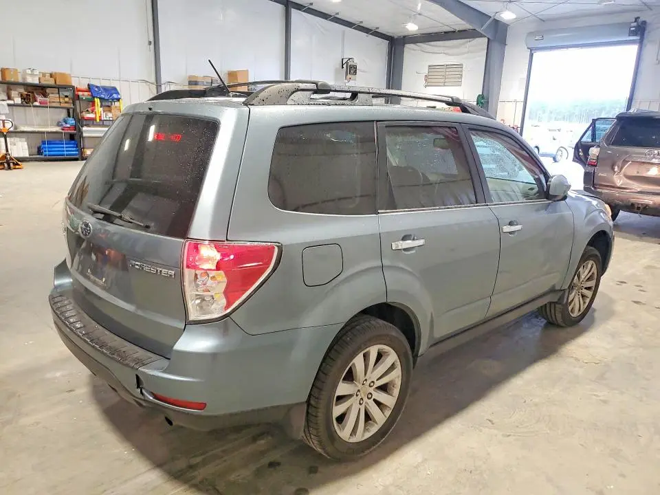 2011 SUBARU FORESTER 2.5X PREMIUM  
