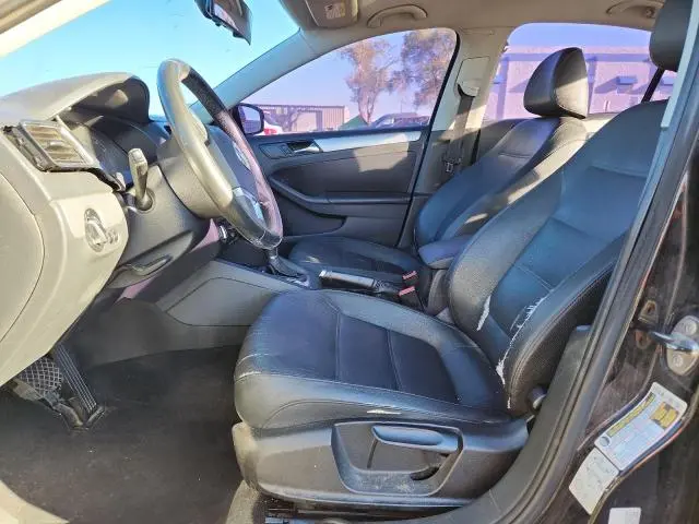 2011 VOLKSWAGEN JETTA SEL  