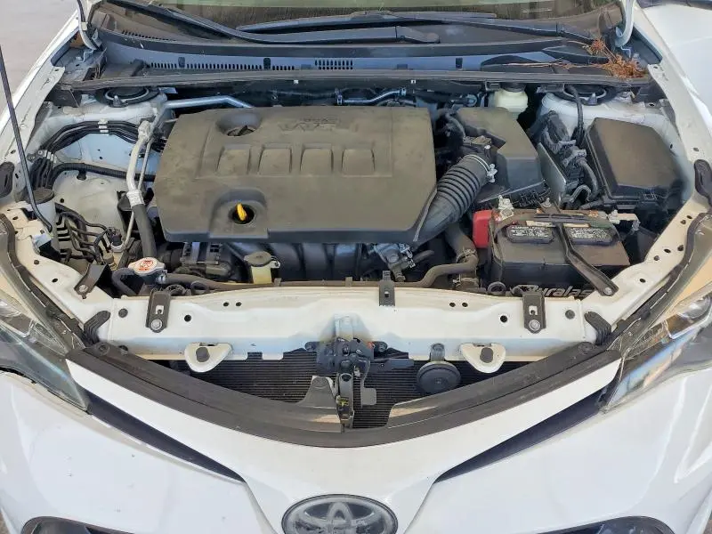 2018 TOYOTA COROLLA SE  