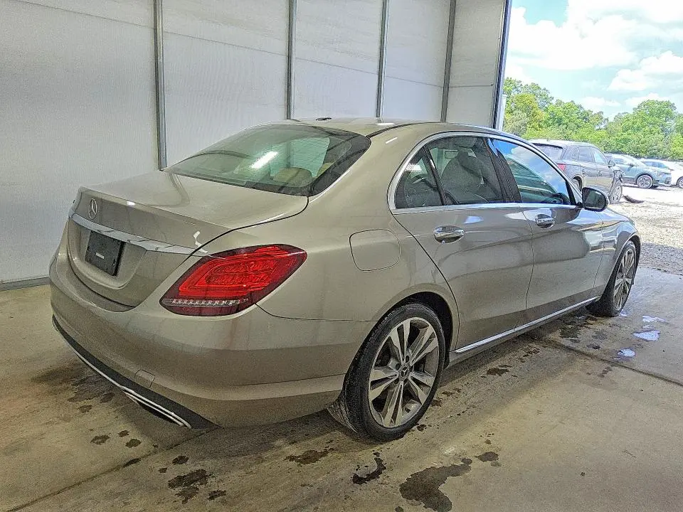 2019 MERCEDES-BENZ C 300  