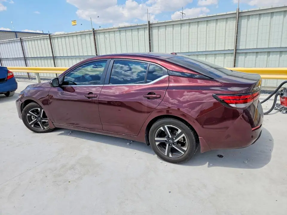 2025 NISSAN SENTRA SV  