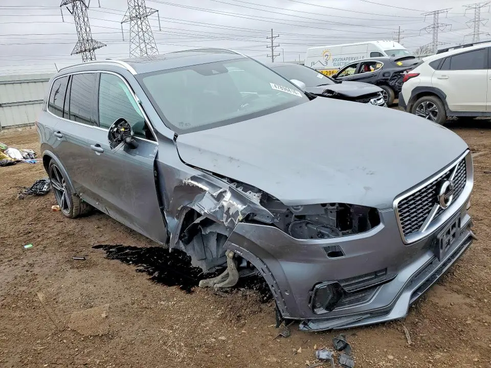 2019 VOLVO XC90 T6 R-DESIGN  