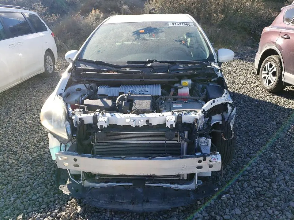 2013 TOYOTA PRIUS TWO  
