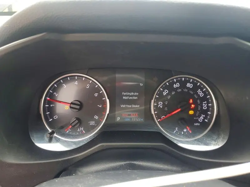 2020 TOYOTA RAV4 LE  