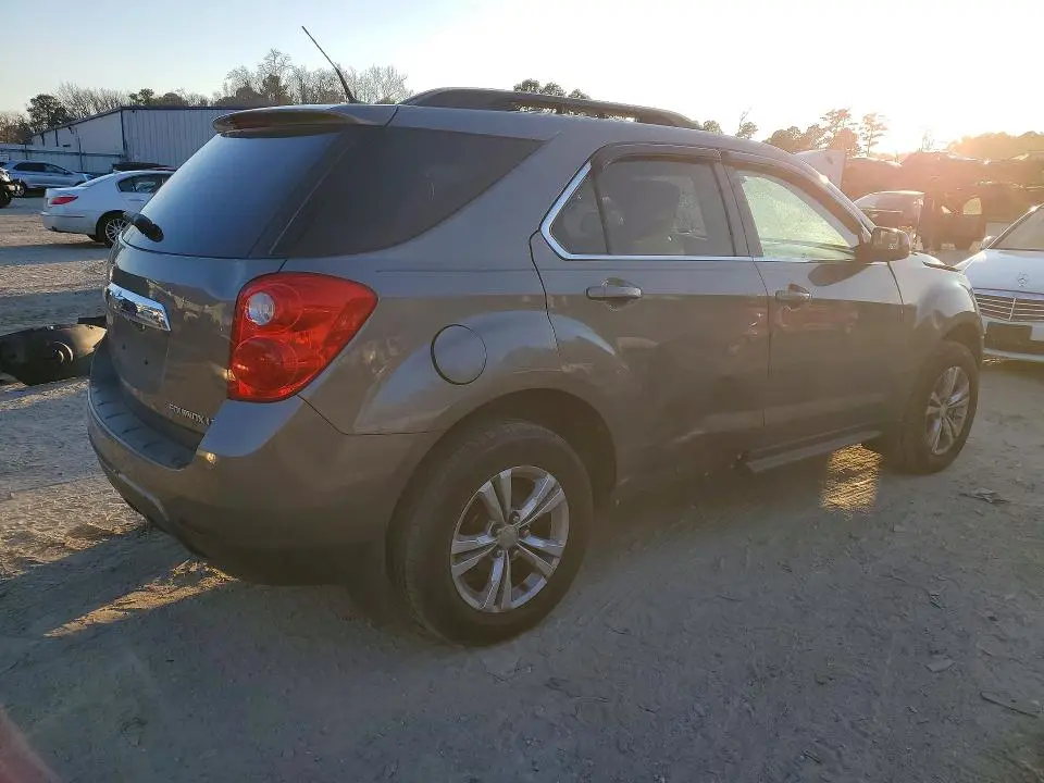 2011 CHEVROLET EQUINOX LT  