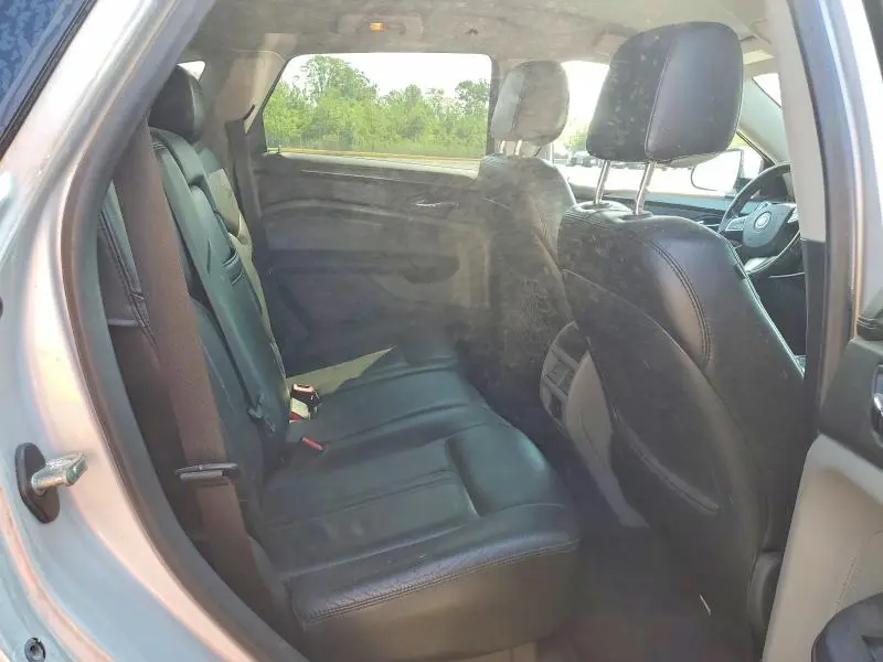 2010 CADILLAC SRX   