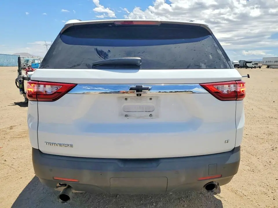 2021 CHEVROLET TRAVERSE LT  