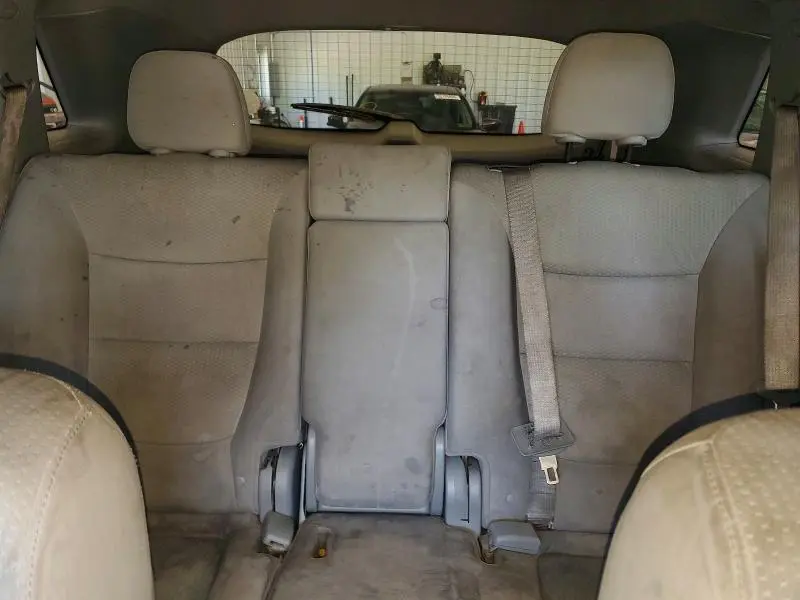 2013 KIA SORENTO LX  