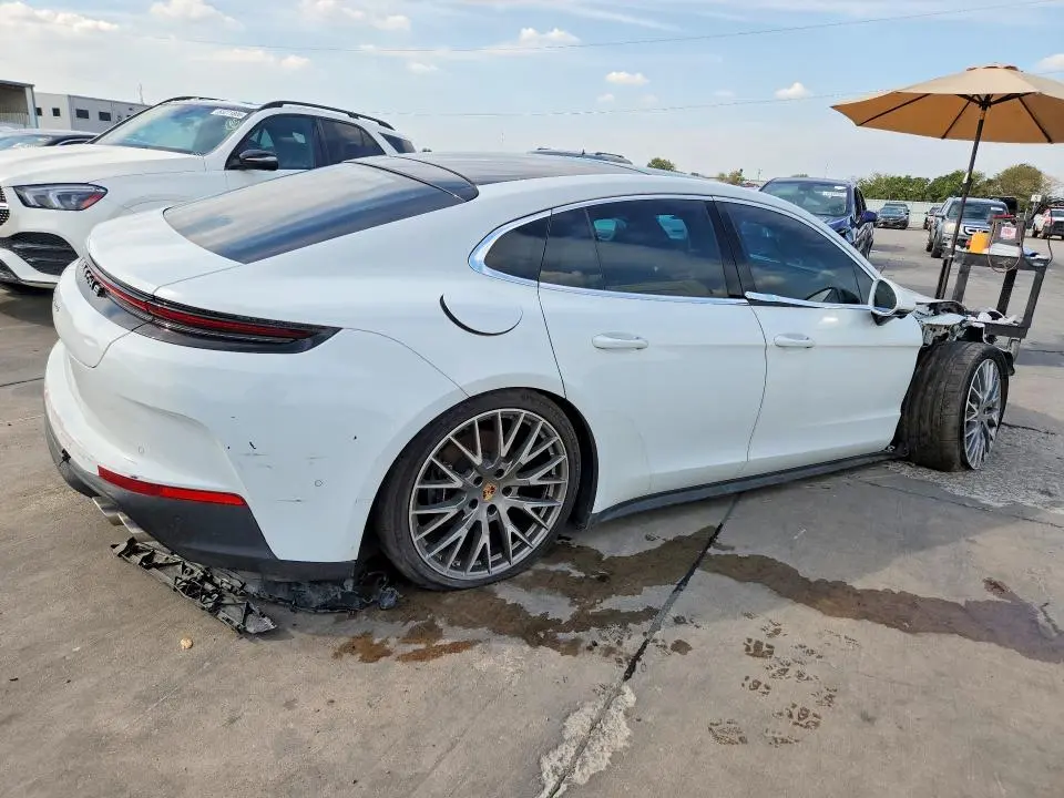 2025 PORSCHE PANAMERA BASE  