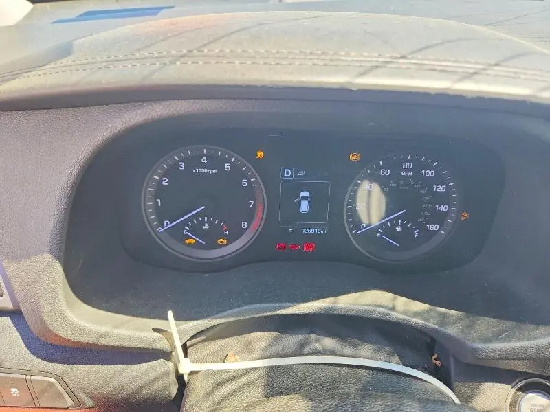 2017 HYUNDAI TUCSON SE PLUS  