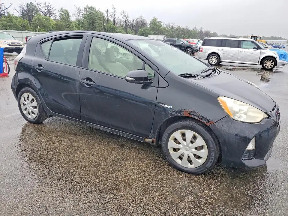 2012 TOYOTA PRIUS C ONE  