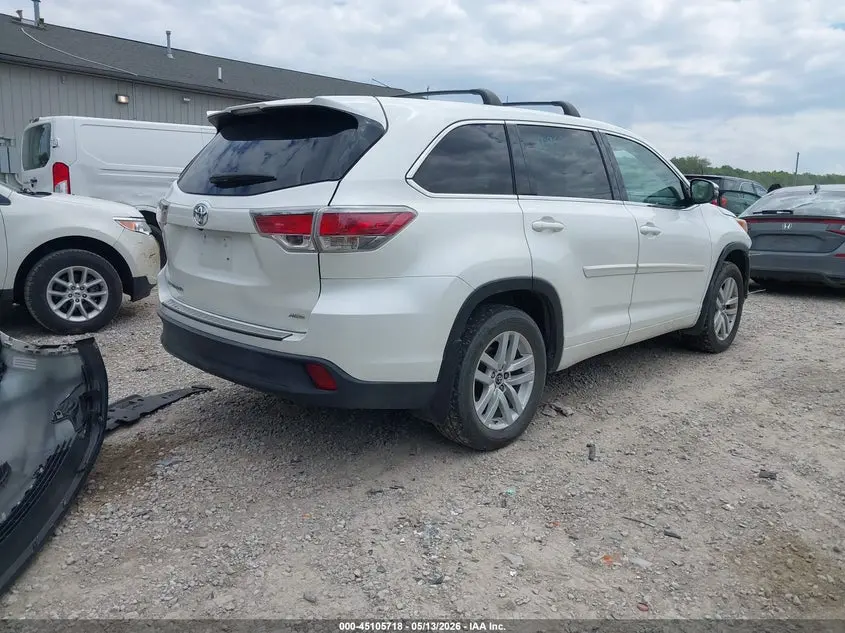 2016 TOYOTA HIGHLANDER LE V6