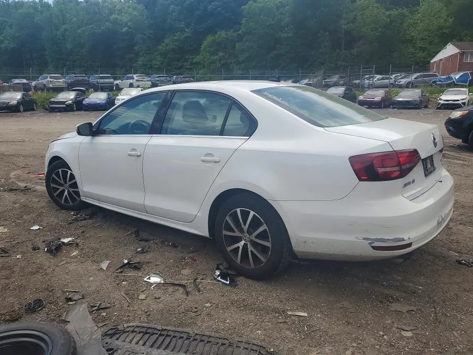 2017 VOLKSWAGEN JETTA SE  