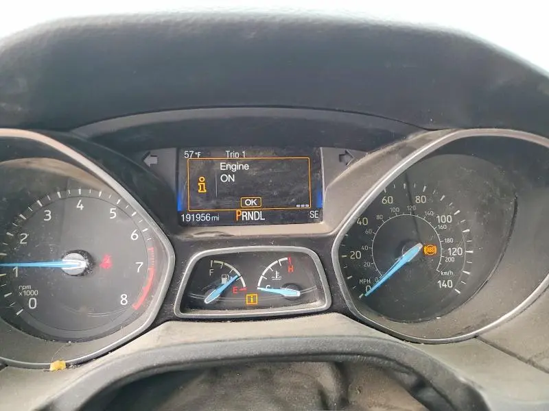 2015 FORD FOCUS SE  