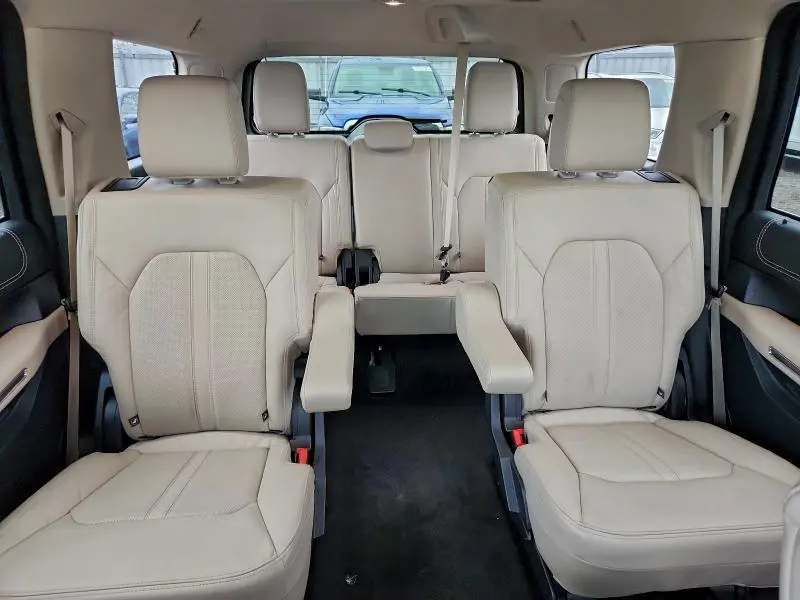 2022 FORD EXPEDITION PLATINUM  