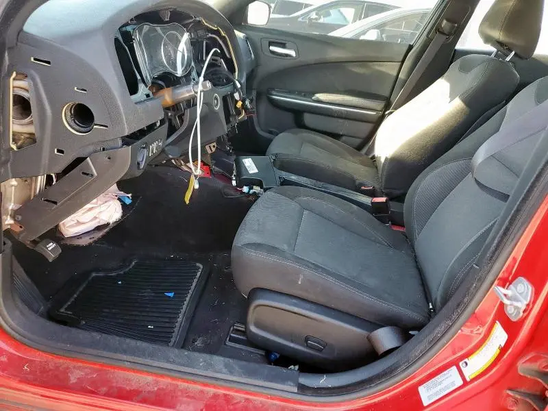 2015 DODGE CHARGER SE  