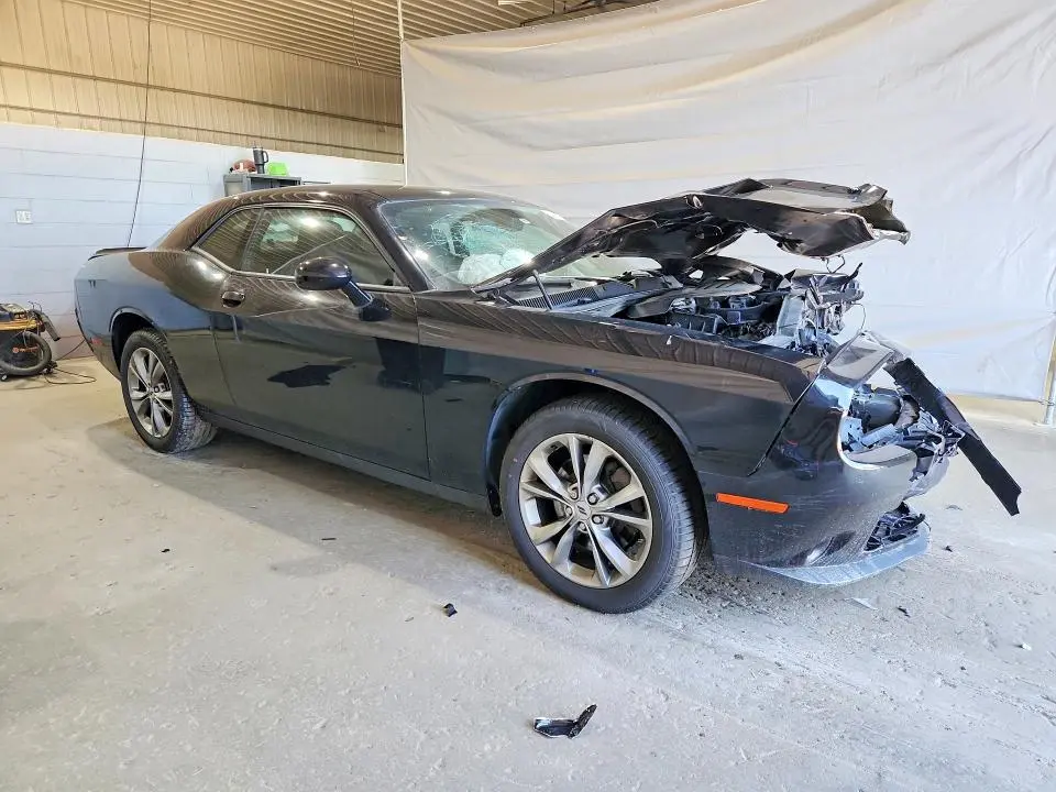 2020 DODGE CHALLENGER SXT  