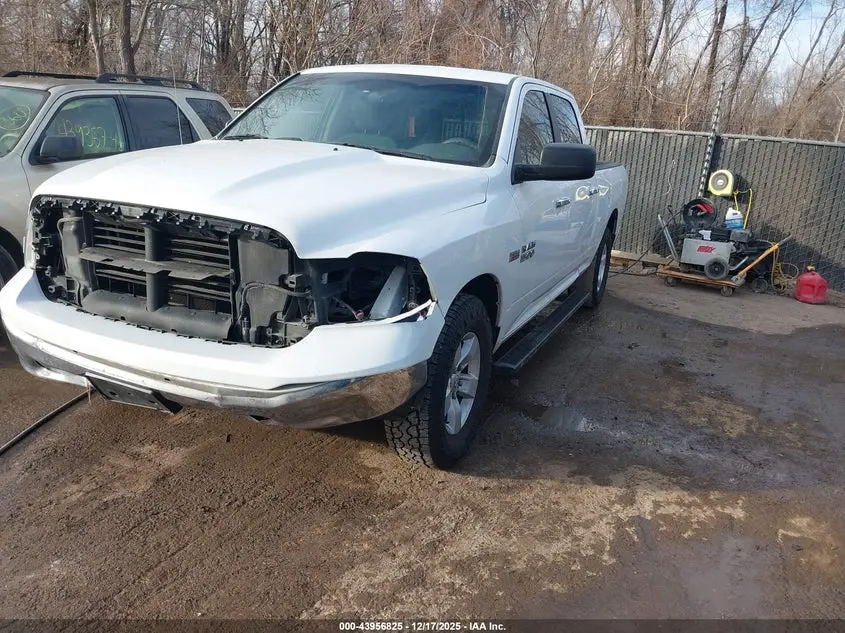 2018 RAM 1500 SLT  4X2 6'4 BOX