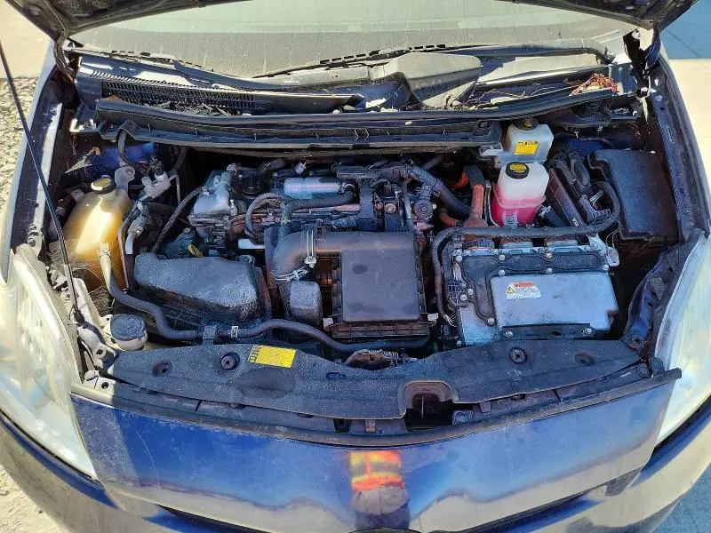 2012 TOYOTA PRIUS TWO  