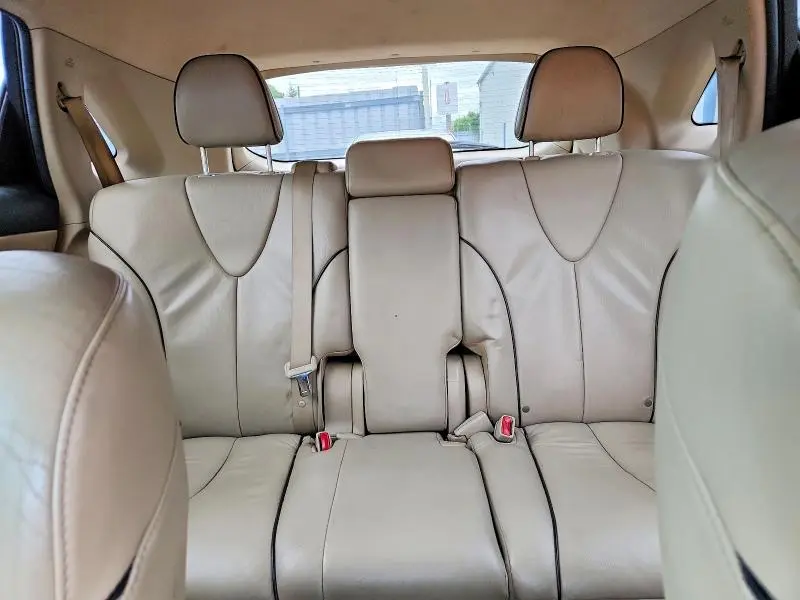2010 TOYOTA VENZA AWD V6  