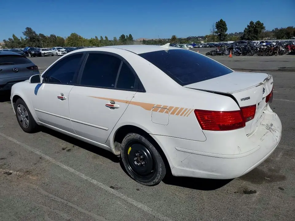 2010 HYUNDAI SONATA GLS  