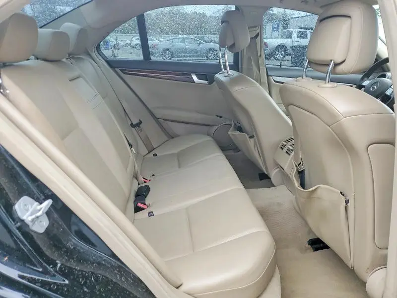 2012 MERCEDES-BENZ C 250  