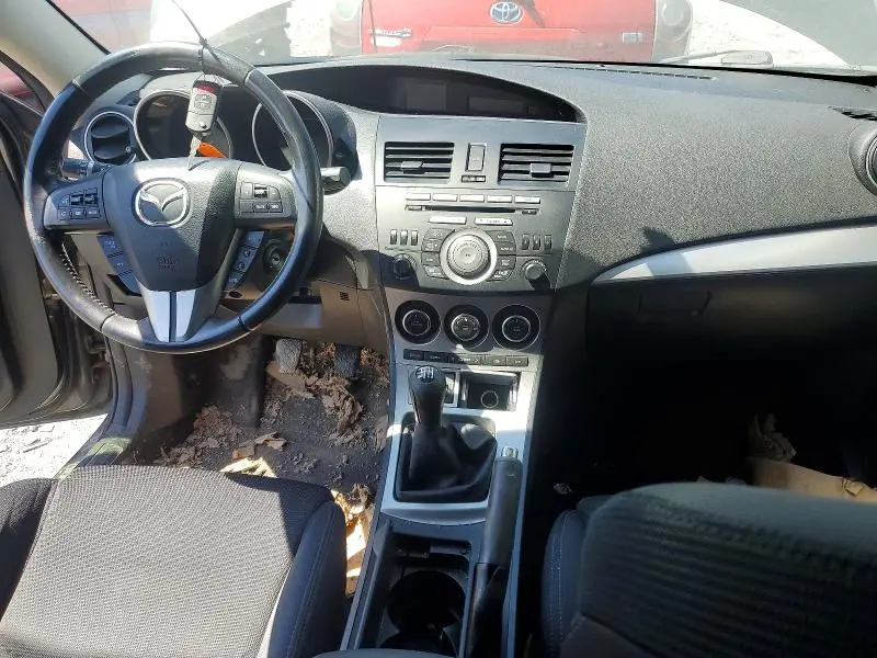 2010 MAZDA 3 S  