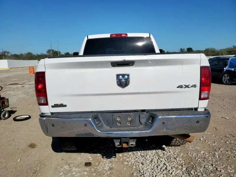 2016 RAM 2500 ST  