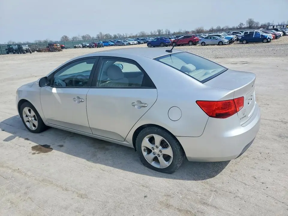 2010 KIA FORTE EX  