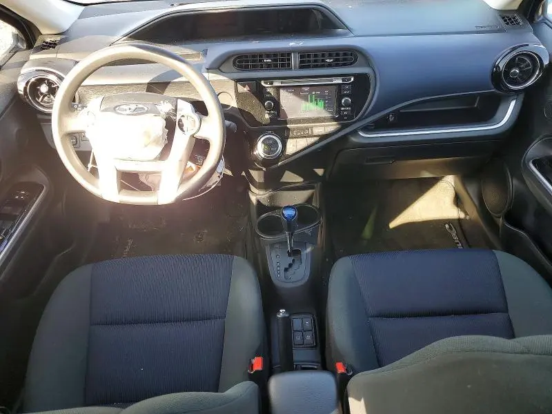 2015 TOYOTA PRIUS C TWO  