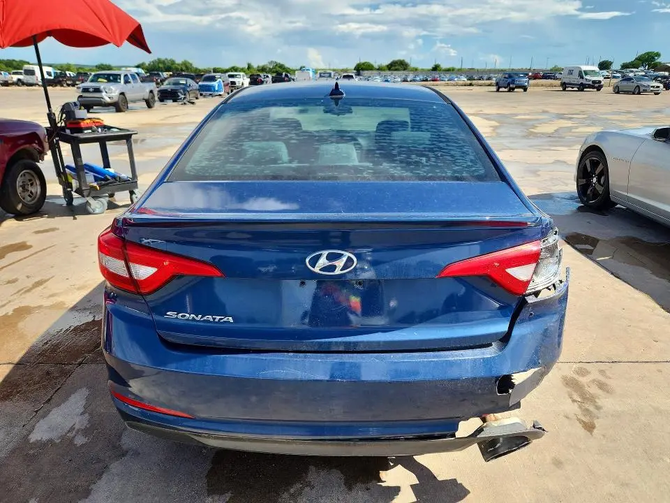2016 HYUNDAI SONATA SE  