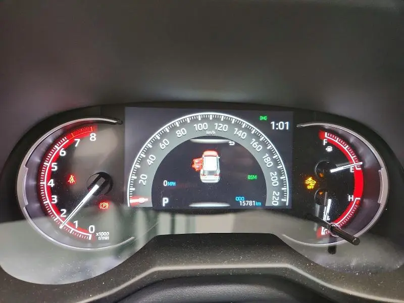 2025 TOYOTA RAV4 XLE  