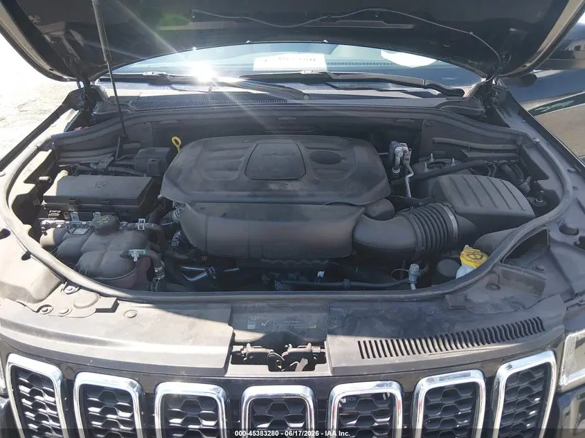 2021 JEEP GRAND CHEROKEE LAREDO E 4X4