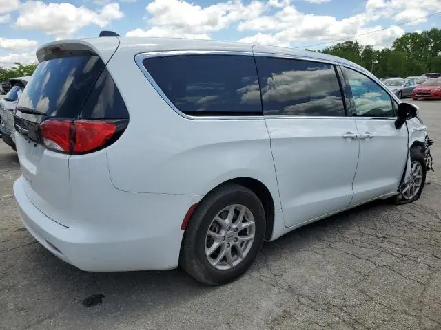 2022 CHRYSLER VOYAGER LX  