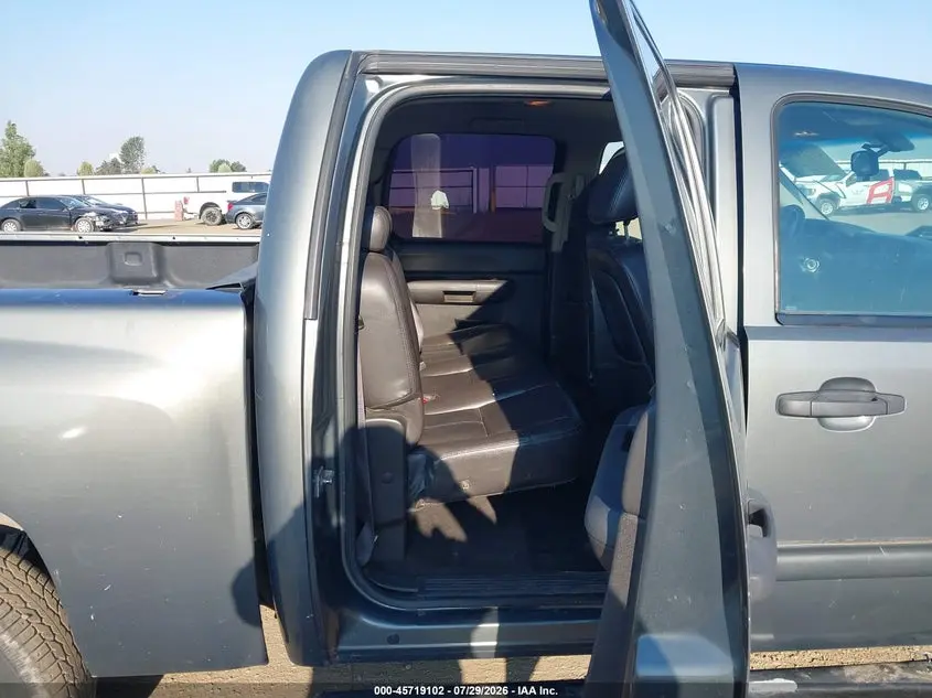 2011 CHEVROLET SILVERADO 1500 LT