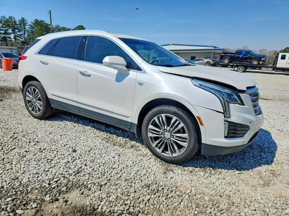 2017 CADILLAC XT5 PREMIUM LUXURY  