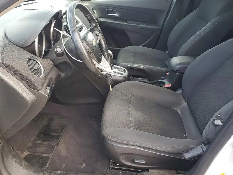2011 CHEVROLET CRUZE LT  