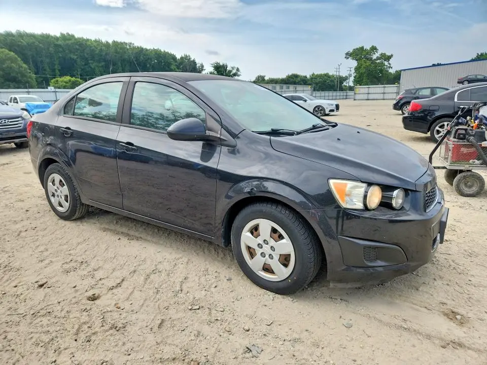 2015 CHEVROLET SONIC LS  