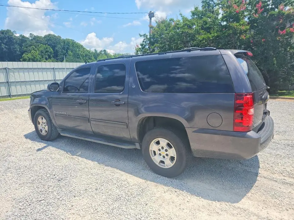 2010 CHEVROLET SUBURBAN C1500 LT  