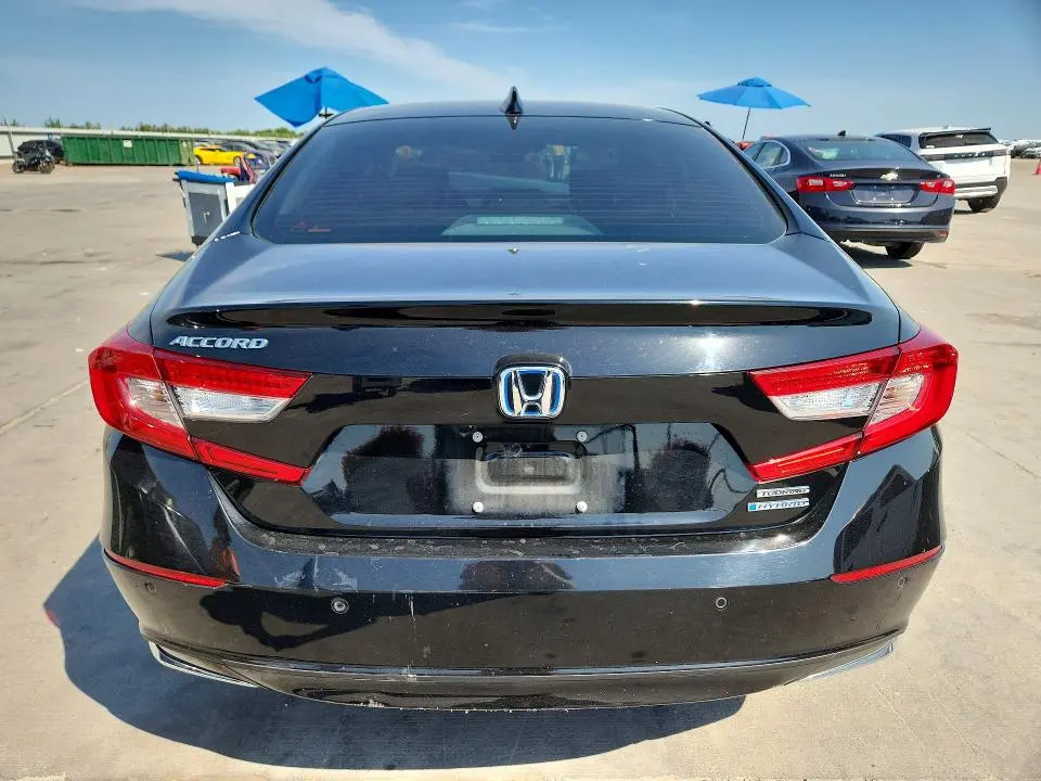 2022 HONDA ACCORD TOURING HYBRID  
