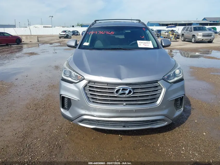 2017 HYUNDAI SANTA FE SE