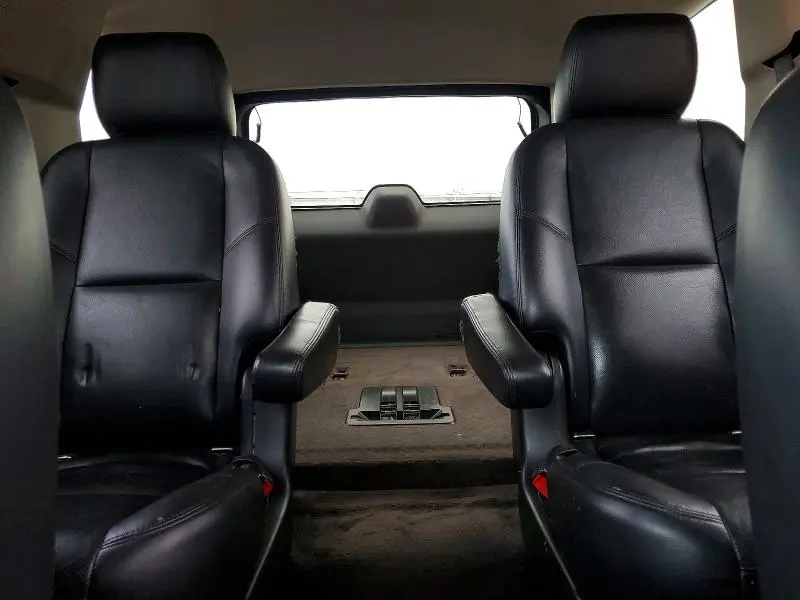 2011 CHEVROLET TAHOE K1500 LTZ  